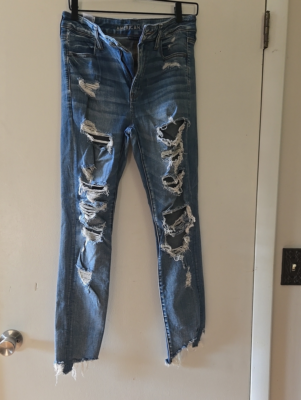 American Eagle Outfitters Distressed Skinny Jeans - Blue